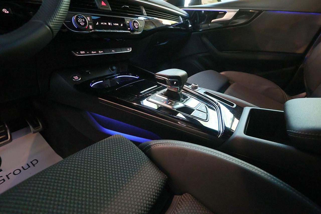 AUDI A4 40 TDI Avant Quattro S-Tronic S-Line - 41