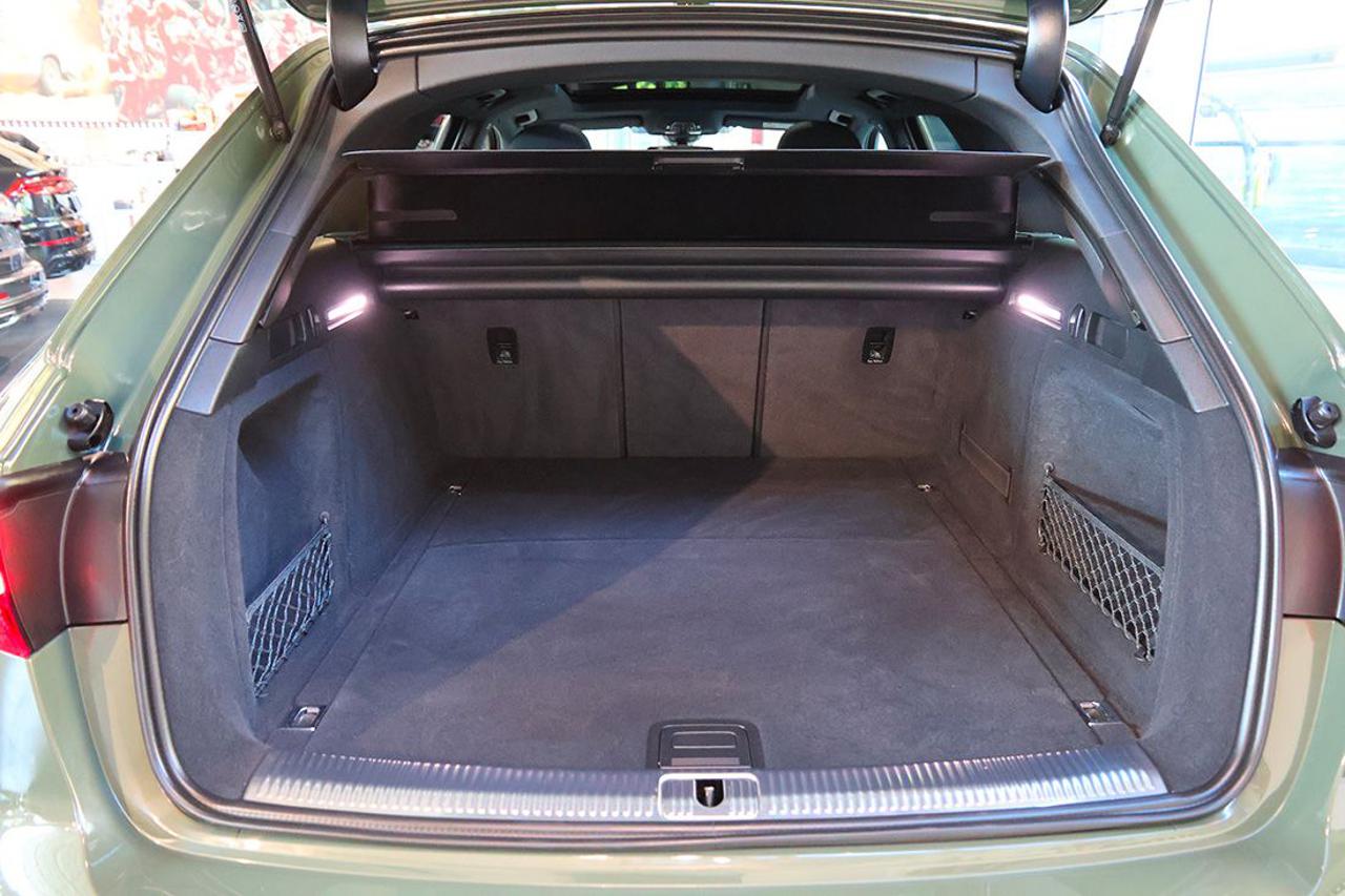 AUDI A4 40 TDI Avant Quattro S-Tronic S-Line - 13