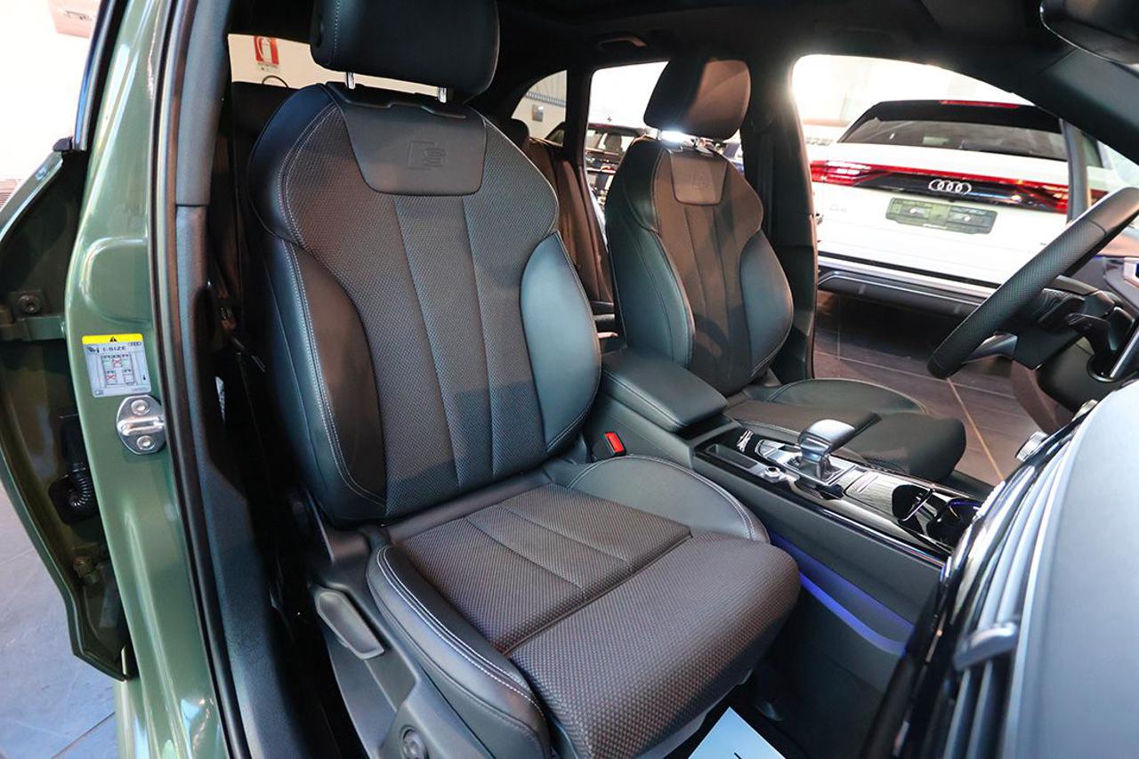 AUDI A4 40 TDI Avant Quattro S-Tronic S-Line - 19