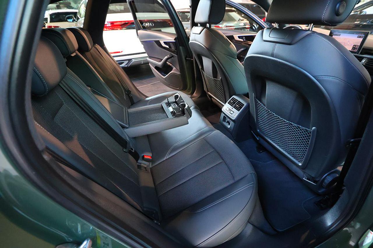 AUDI A4 40 TDI Avant Quattro S-Tronic S-Line - 21