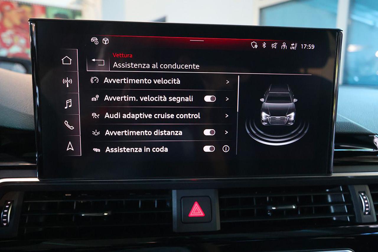 AUDI A4 40 TDI Avant Quattro S-Tronic S-Line - 33