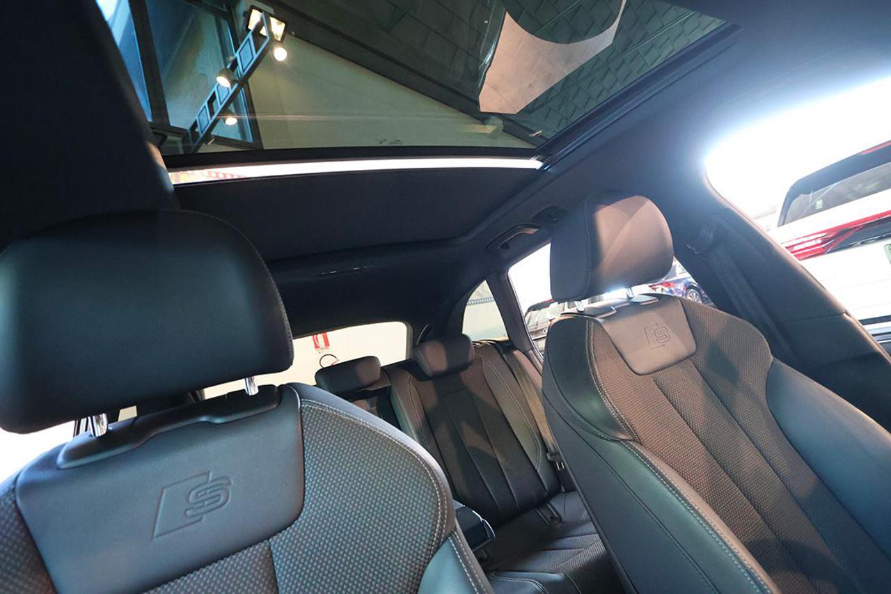 AUDI A4 40 TDI Avant Quattro S-Tronic S-Line - 24