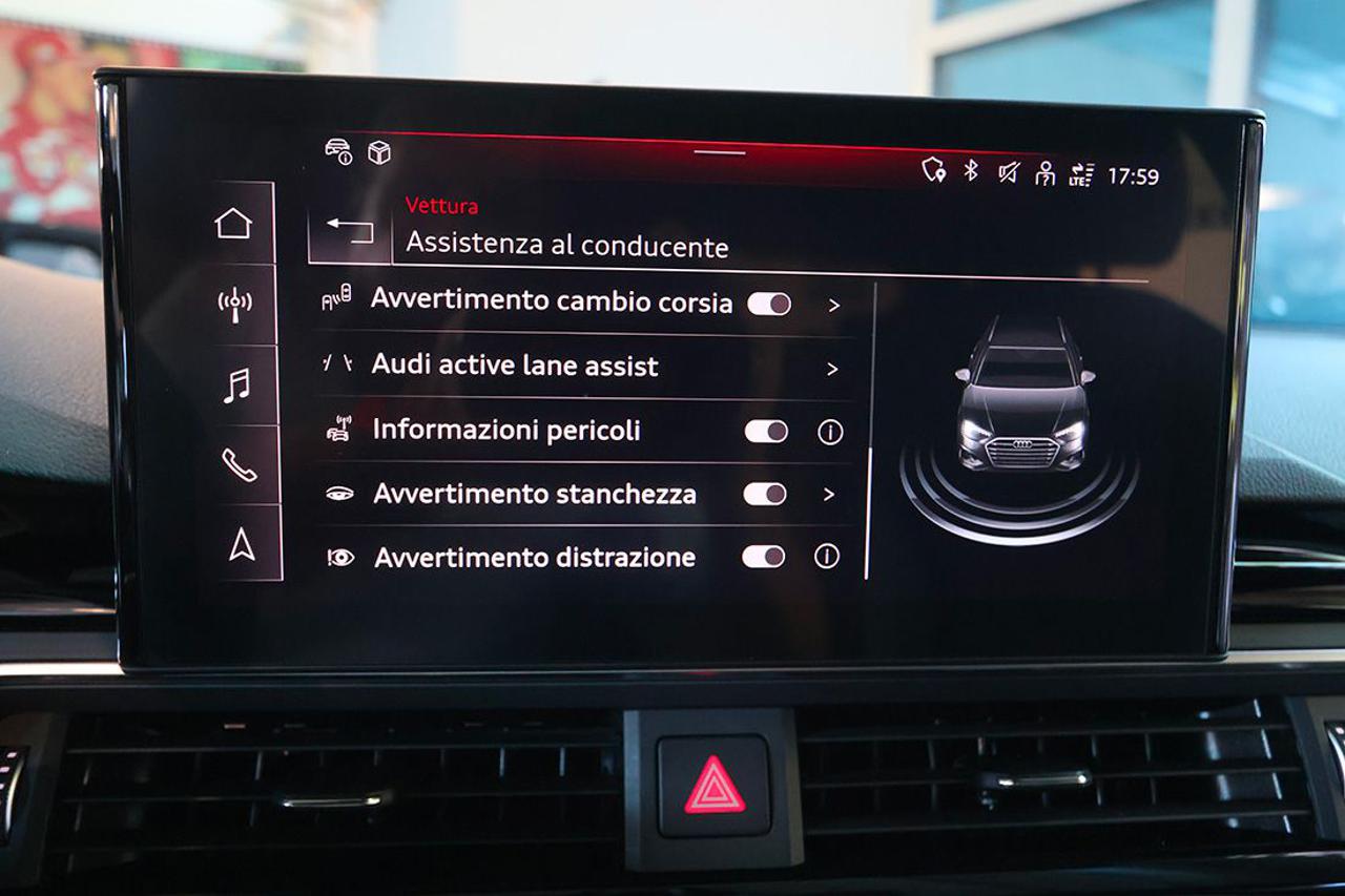 AUDI A4 40 TDI Avant Quattro S-Tronic S-Line - 34
