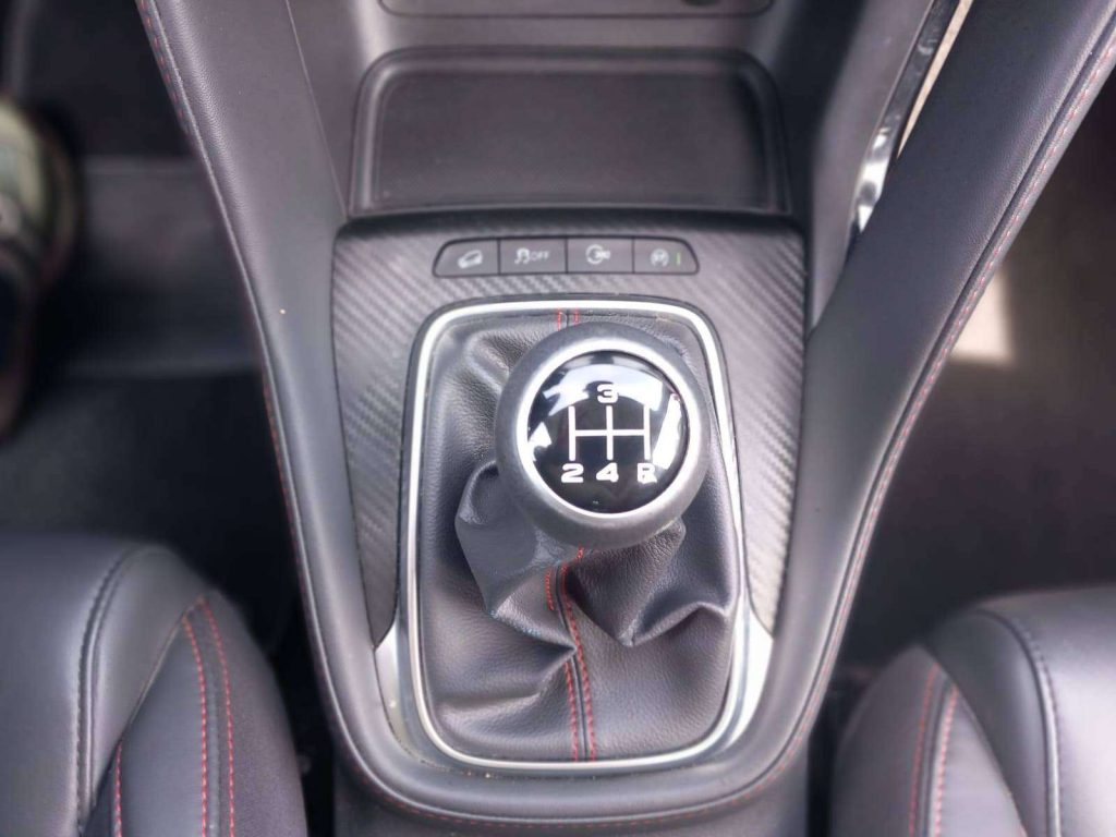 MG ZS 1.5 Luxury - 10