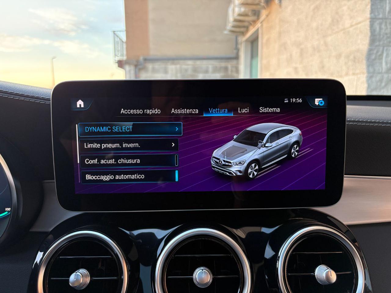 MERCEDES-BENZ GLC 300 de 4Matic Plug-in hybrid Coupé Premium Plus. - 30
