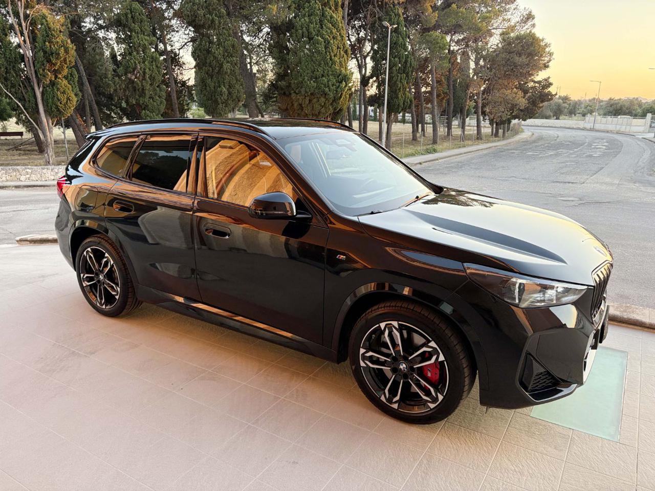 BMW X1 xDrive 20d Msport Pro TOTAL BLACK. - 3