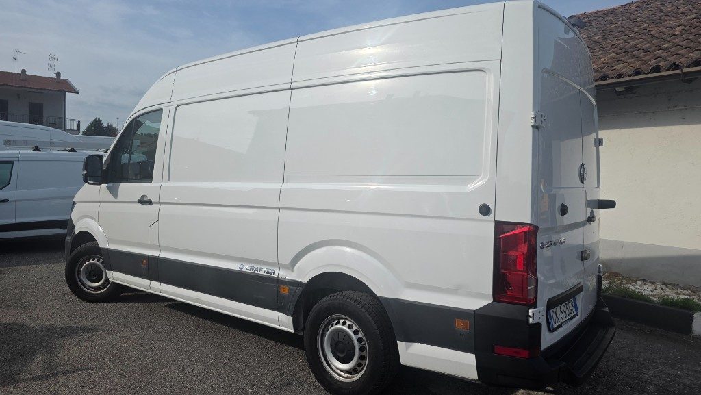 VOLKSWAGEN e-Crafter 35 136 CV PL-TA Furgone L3H3 Elettrico - 2