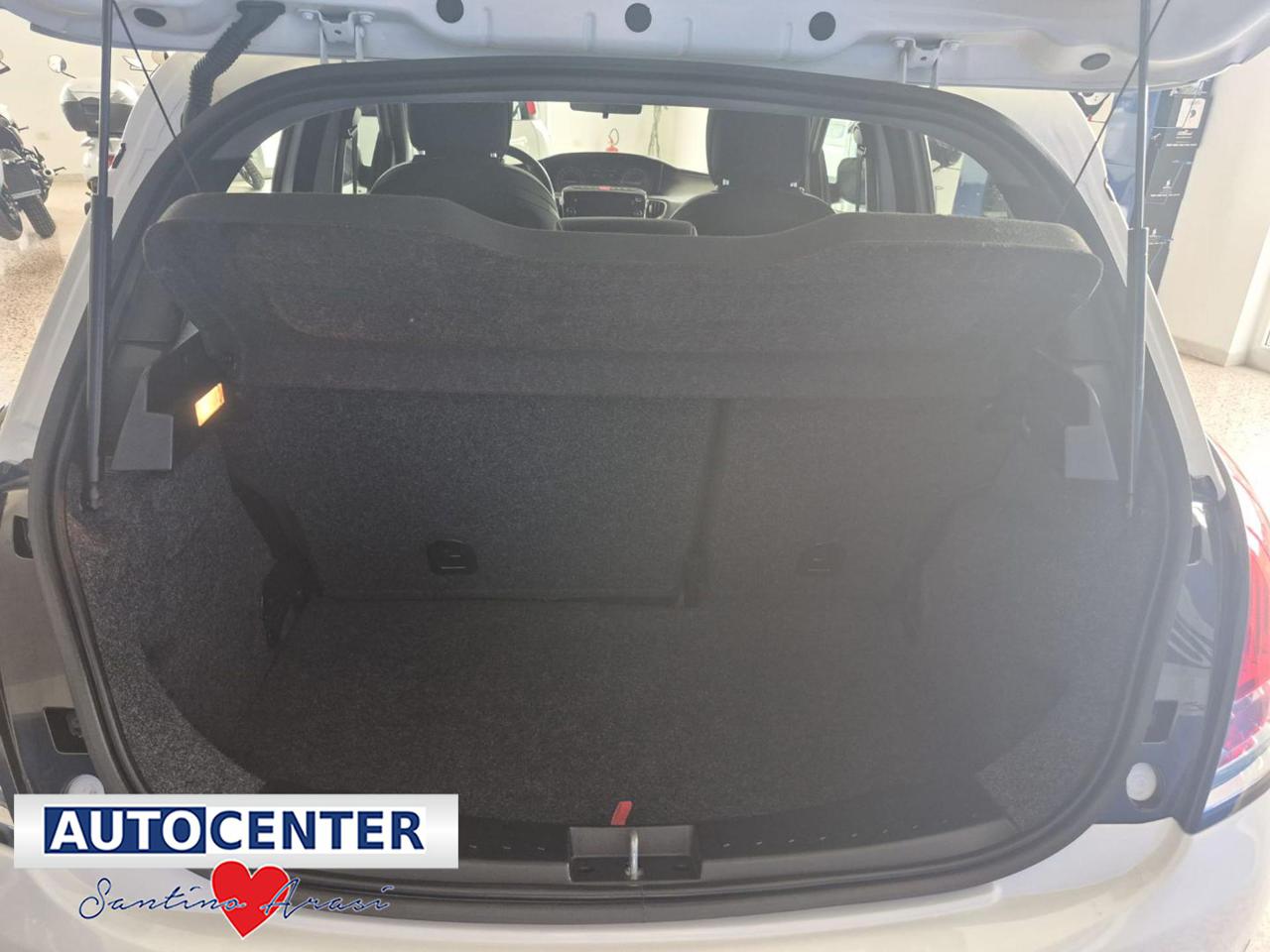 LANCIA Ypsilon 1.0 FireFly 5 porte S&S Hybrid Gold - 5