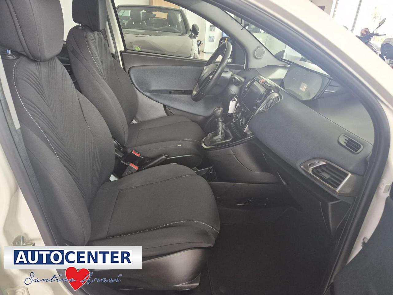 LANCIA Ypsilon 1.0 FireFly 5 porte S&S Hybrid Gold - 10