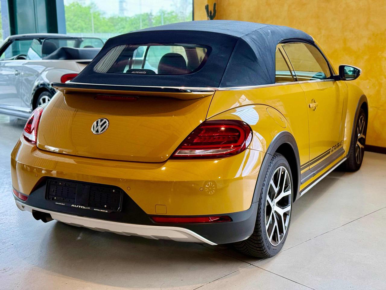 Maggiolino Cabrio 1.4 TSI Dune BlueMotion Technology - immagine 13