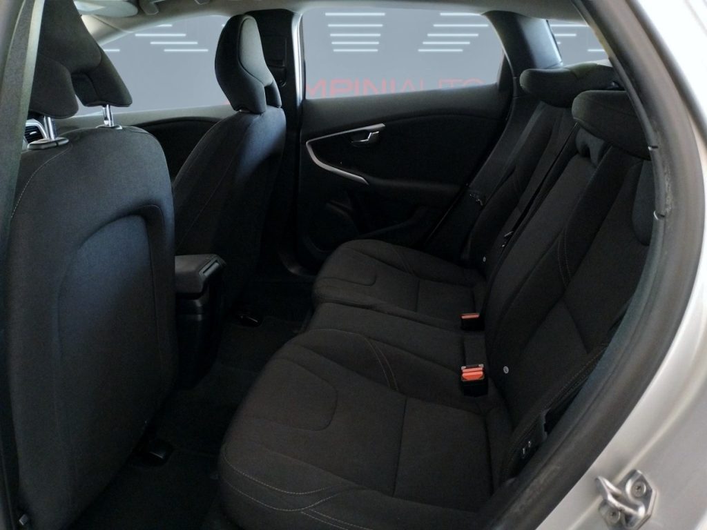 VOLVO V40 D2 Business 120 Cv Pronta Consegna - 15