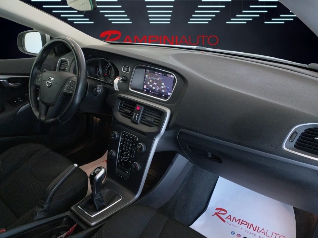 VOLVO V40 D2 Business 120 Cv Pronta Consegna - 18