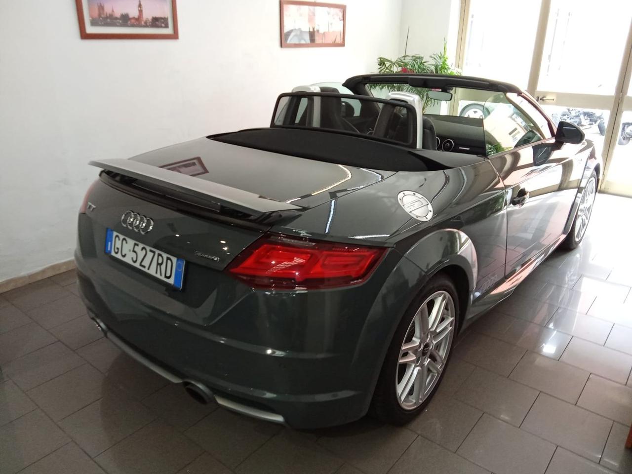 AUDI TT Roadster 2.0 TFSI quattro S tronic S line - 4
