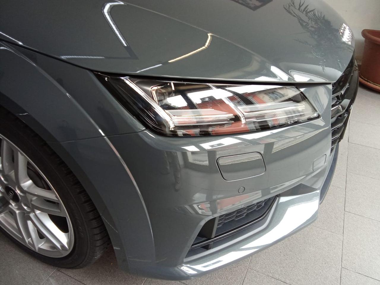 AUDI TT Roadster 2.0 TFSI quattro S tronic S line - 6