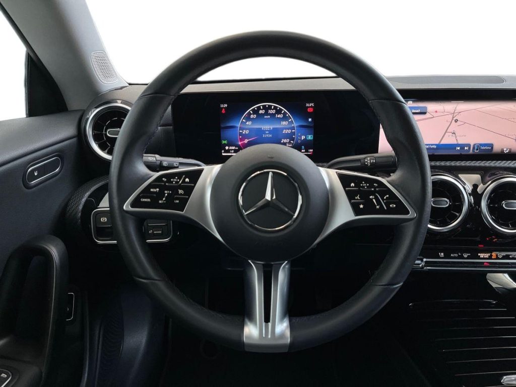 MERCEDES-BENZ CLA 180 d Automatic Shooting Brake Advanced - 10