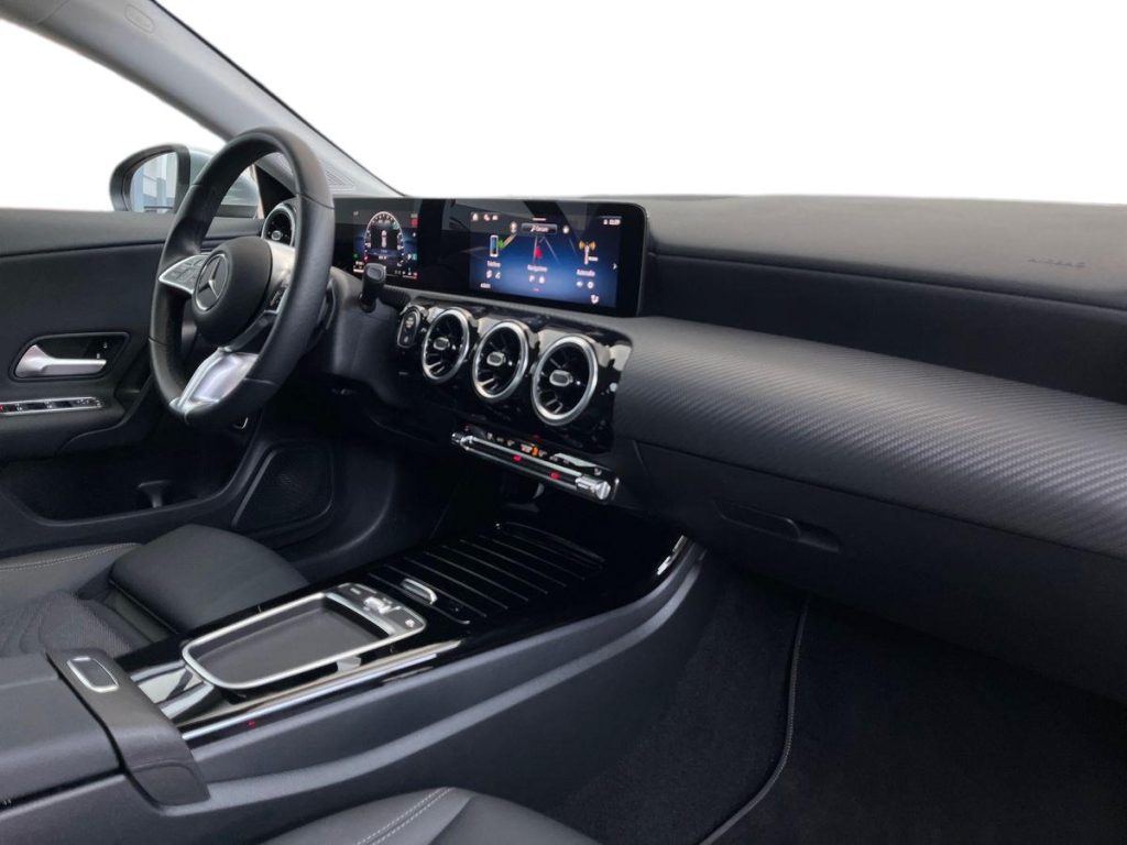 MERCEDES-BENZ CLA 180 d Automatic Shooting Brake Advanced - 16