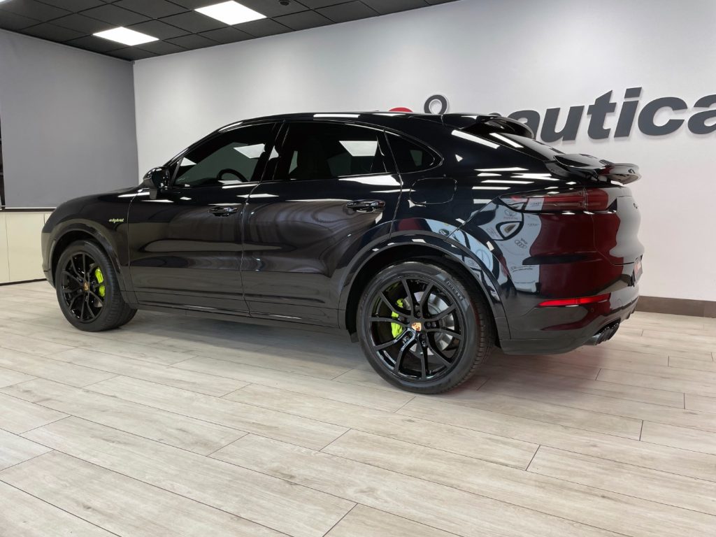 PORSCHE Cayenne COUPE 3.0 V6 E-HYBRID TIPTRONIC - 7