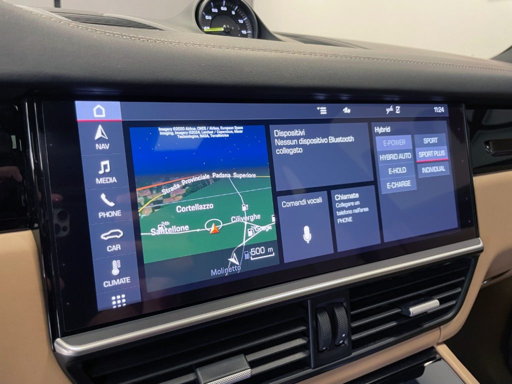 PORSCHE Cayenne COUPE 3.0 V6 E-HYBRID TIPTRONIC - 24