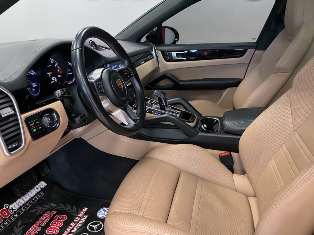 PORSCHE Cayenne COUPE 3.0 V6 E-HYBRID TIPTRONIC - 50