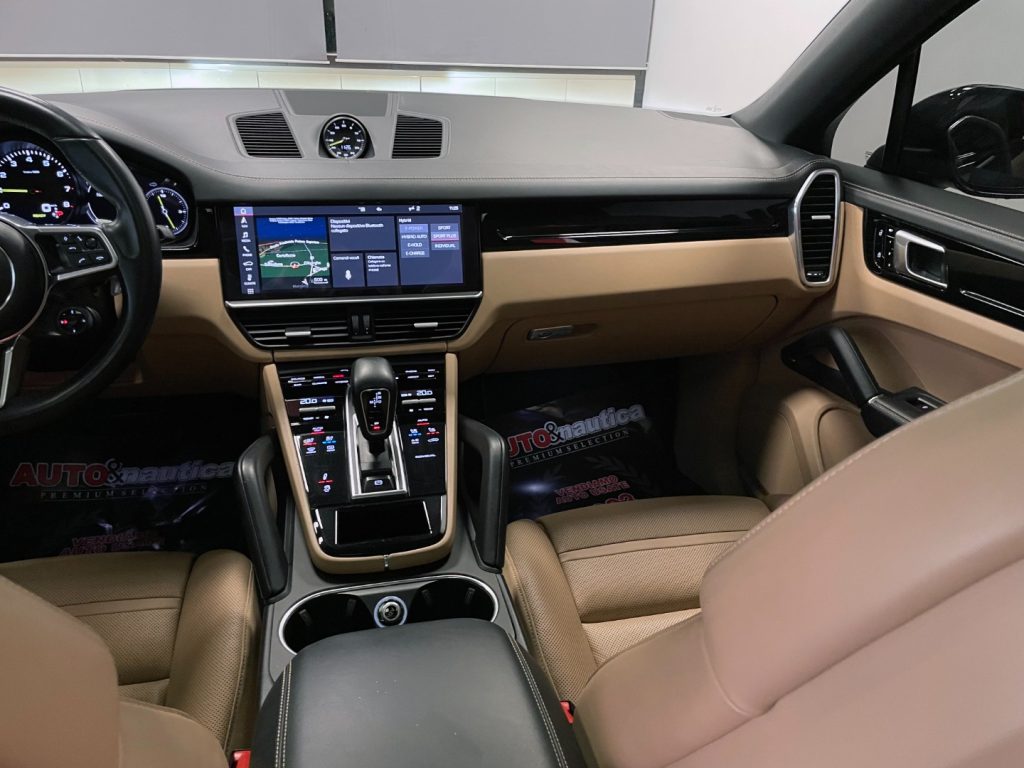 PORSCHE Cayenne COUPE 3.0 V6 E-HYBRID TIPTRONIC - 57