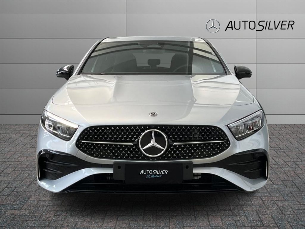 MERCEDES-BENZ A 180 d Automatic AMG Line Advanced Plus - 3