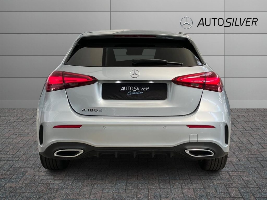 MERCEDES-BENZ A 180 d Automatic AMG Line Advanced Plus - 4