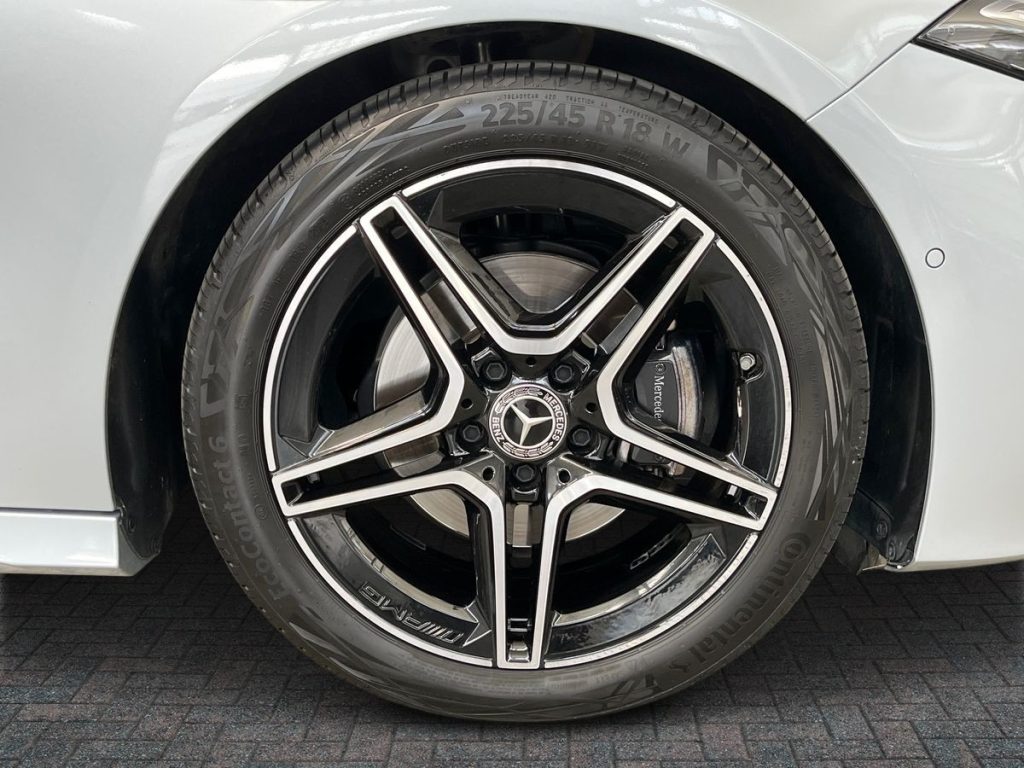 MERCEDES-BENZ A 180 d Automatic AMG Line Advanced Plus - 7
