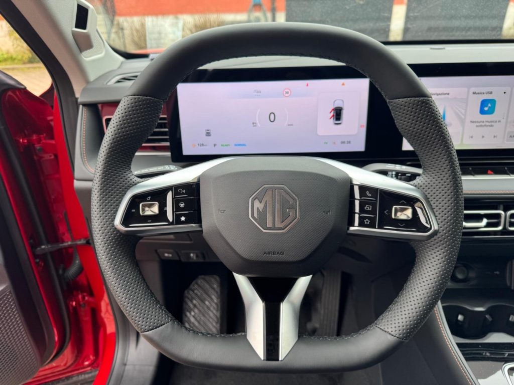 MG HS 1.5 FULL HYBRID+ 224CV  LUXURY KM0 - 8