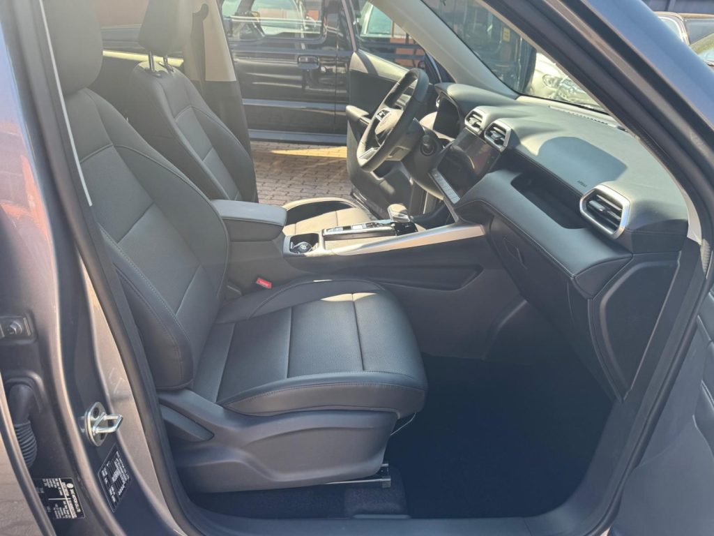 MG ZS 1.5 Hybrid+ 197CV LUXURY - 14