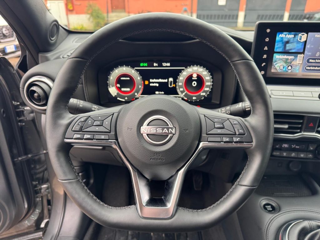 NISSAN Juke 1.0 DIG-T 114 CV N-Connecta - 16