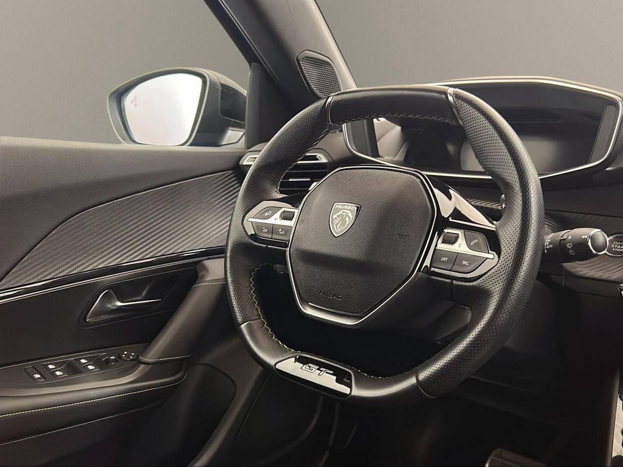 PEUGEOT 2008 BlueHDi 130 S&S EAT8 GT VISION PACK+DRIVE ASSIST - 24