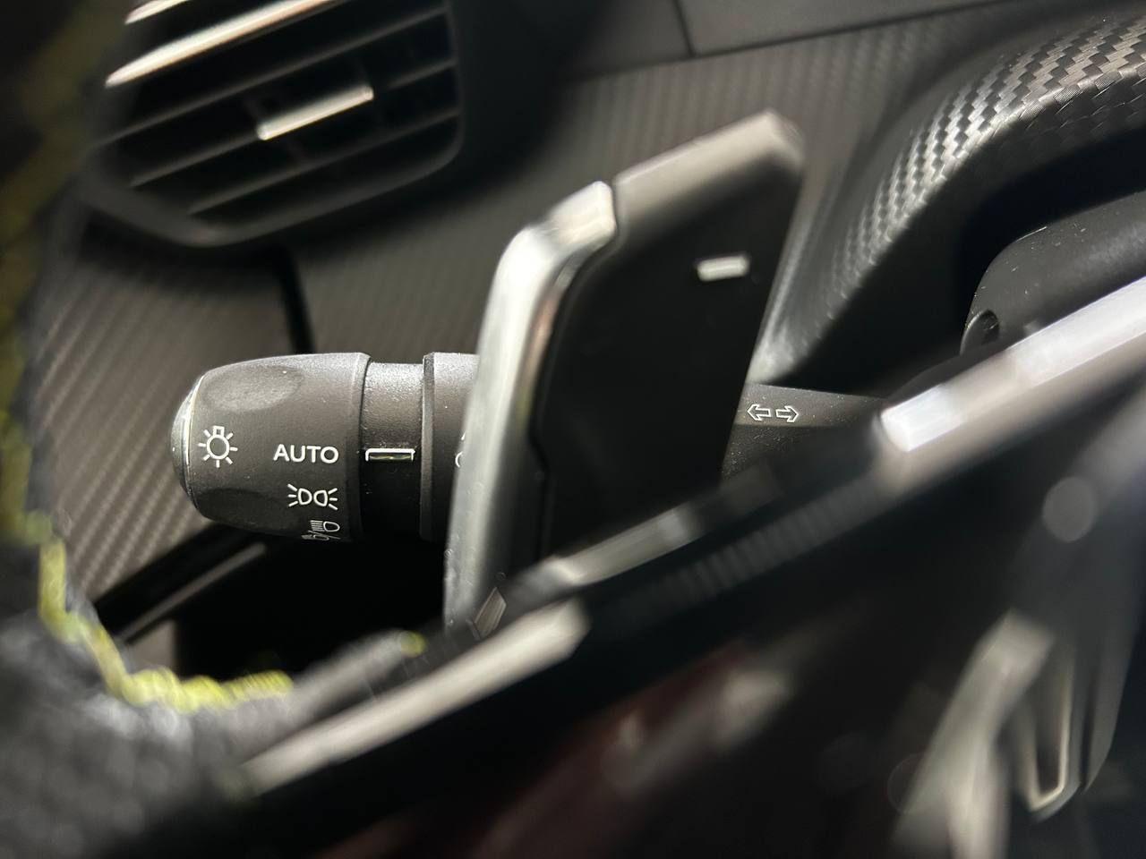 PEUGEOT 2008 BlueHDi 130 S&S EAT8 GT VISION PACK+DRIVE ASSIST - 16