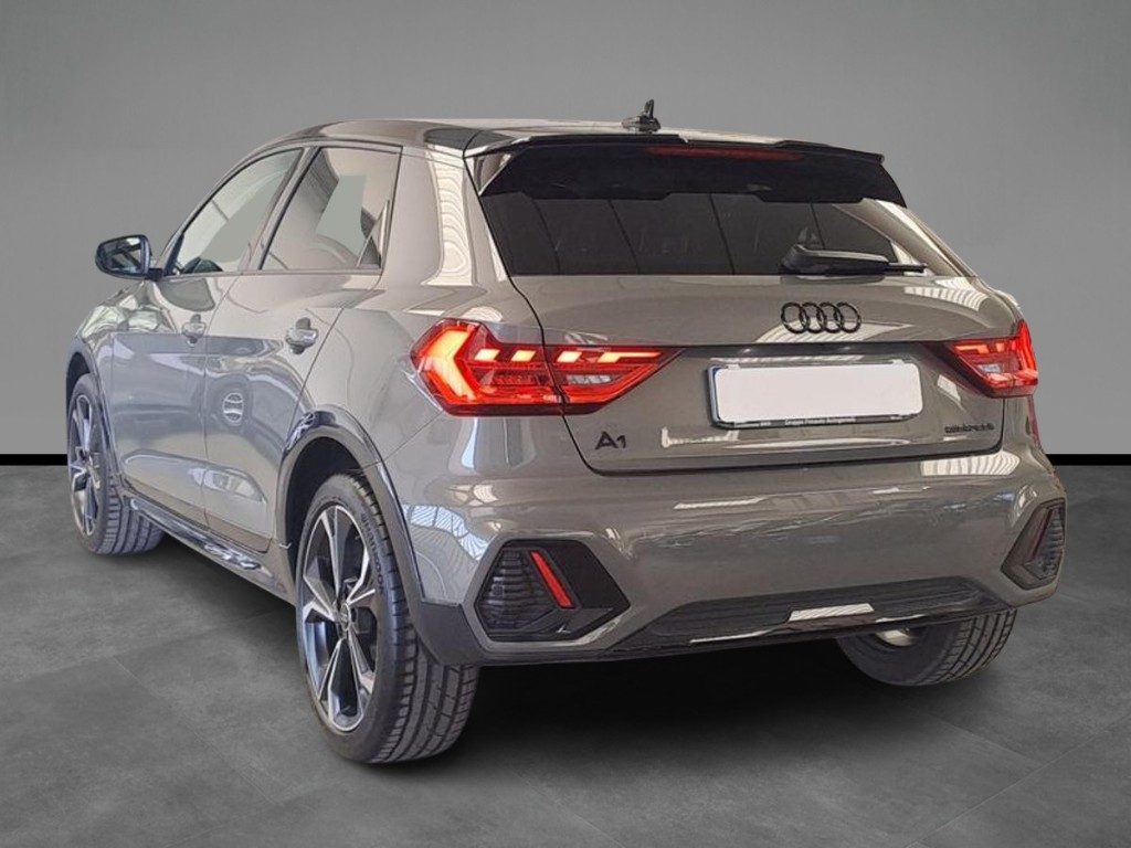 AUDI A1 allstreet 30 TFSI Identity Contrast - 3