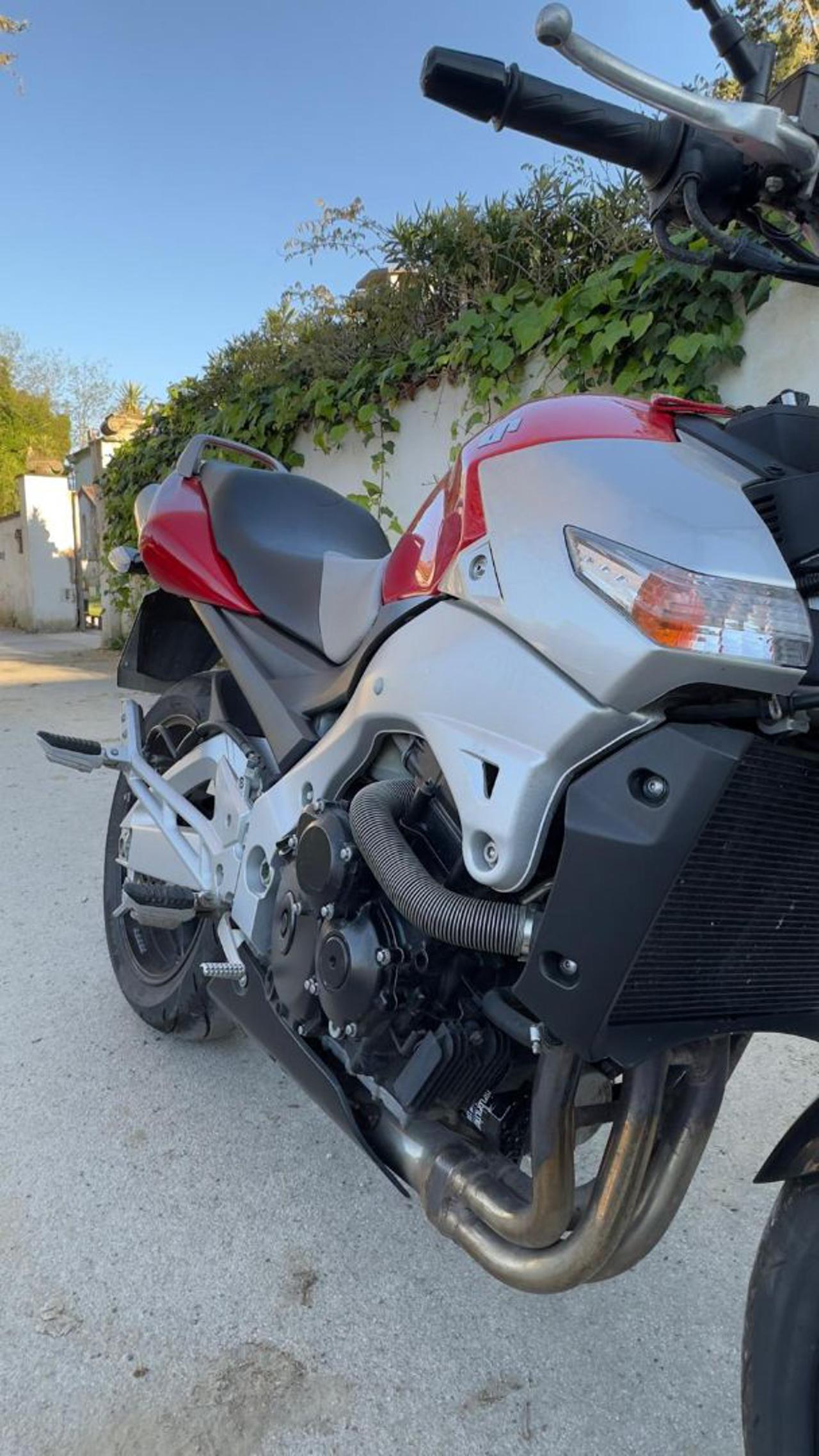SUZUKI GSR 600 GSR600 - 5