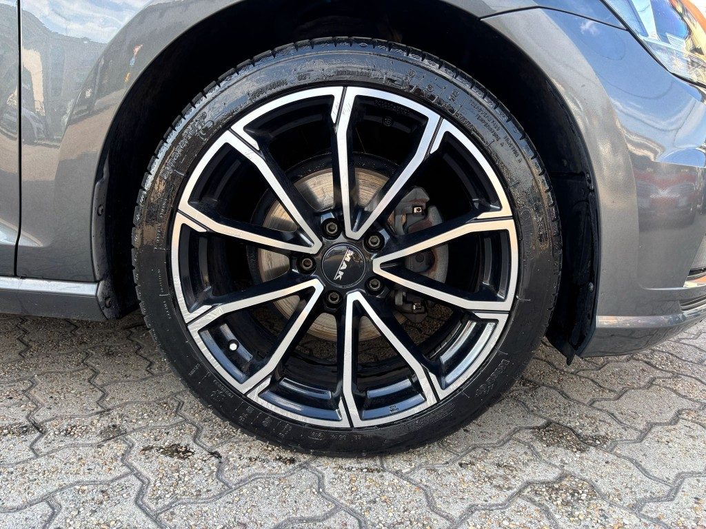 VOLKSWAGEN Golf 1.6 TDI 115CV DSG GRANDINATA!! - 9