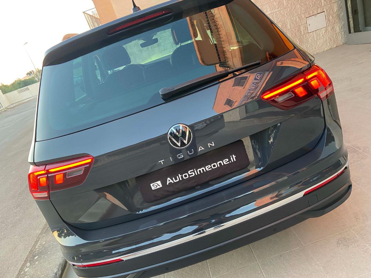 VOLKSWAGEN Tiguan 2.0 TDI 150 CV SCR DSG Life - 21