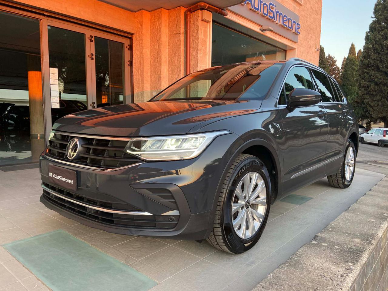 VOLKSWAGEN Tiguan 2.0 TDI 150 CV SCR DSG Life - 1