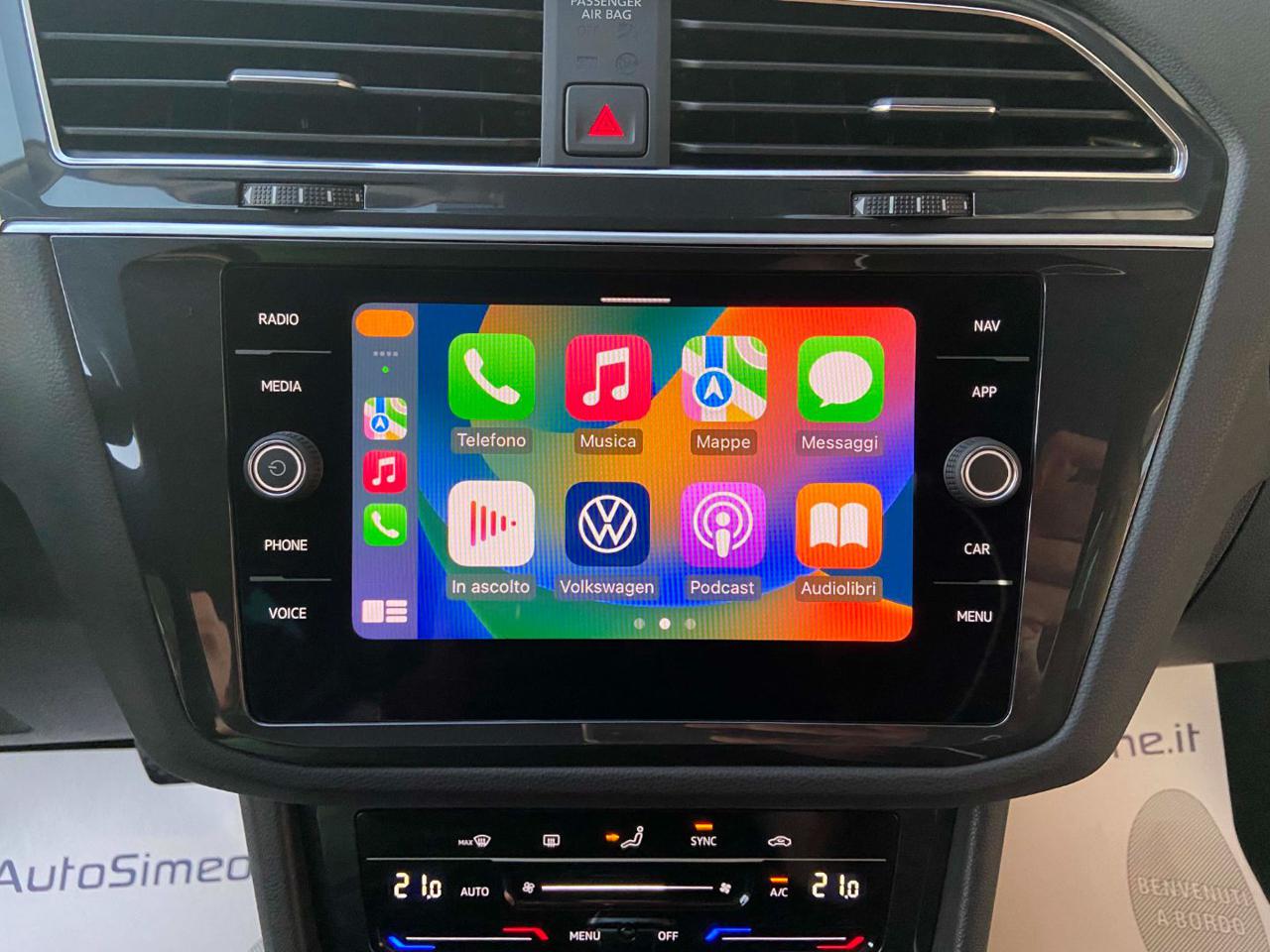 VOLKSWAGEN Tiguan 2.0 TDI 150 CV SCR DSG Life - 16