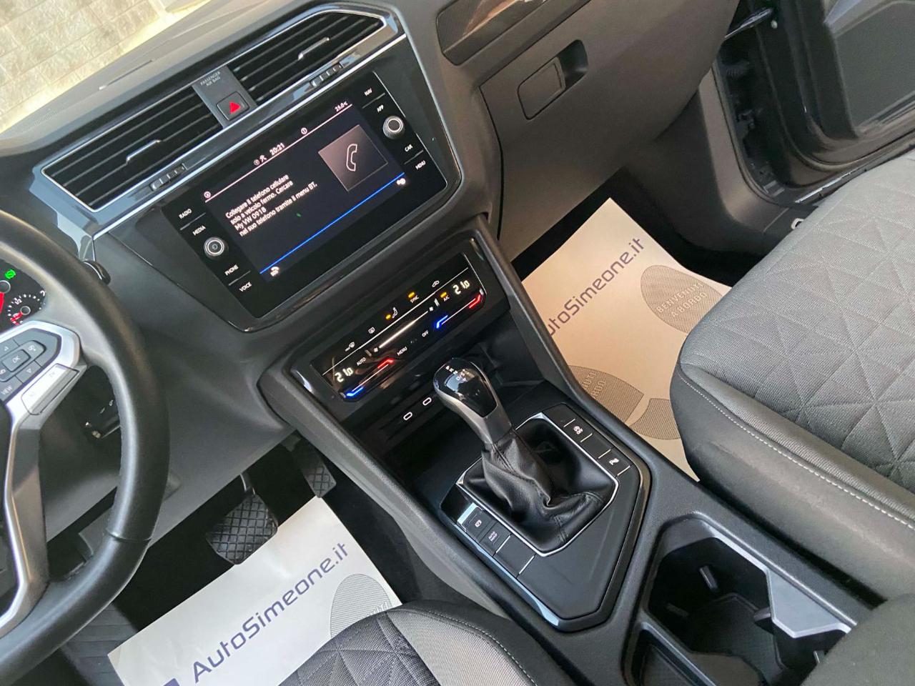 VOLKSWAGEN Tiguan 2.0 TDI 150 CV SCR DSG Life - 24