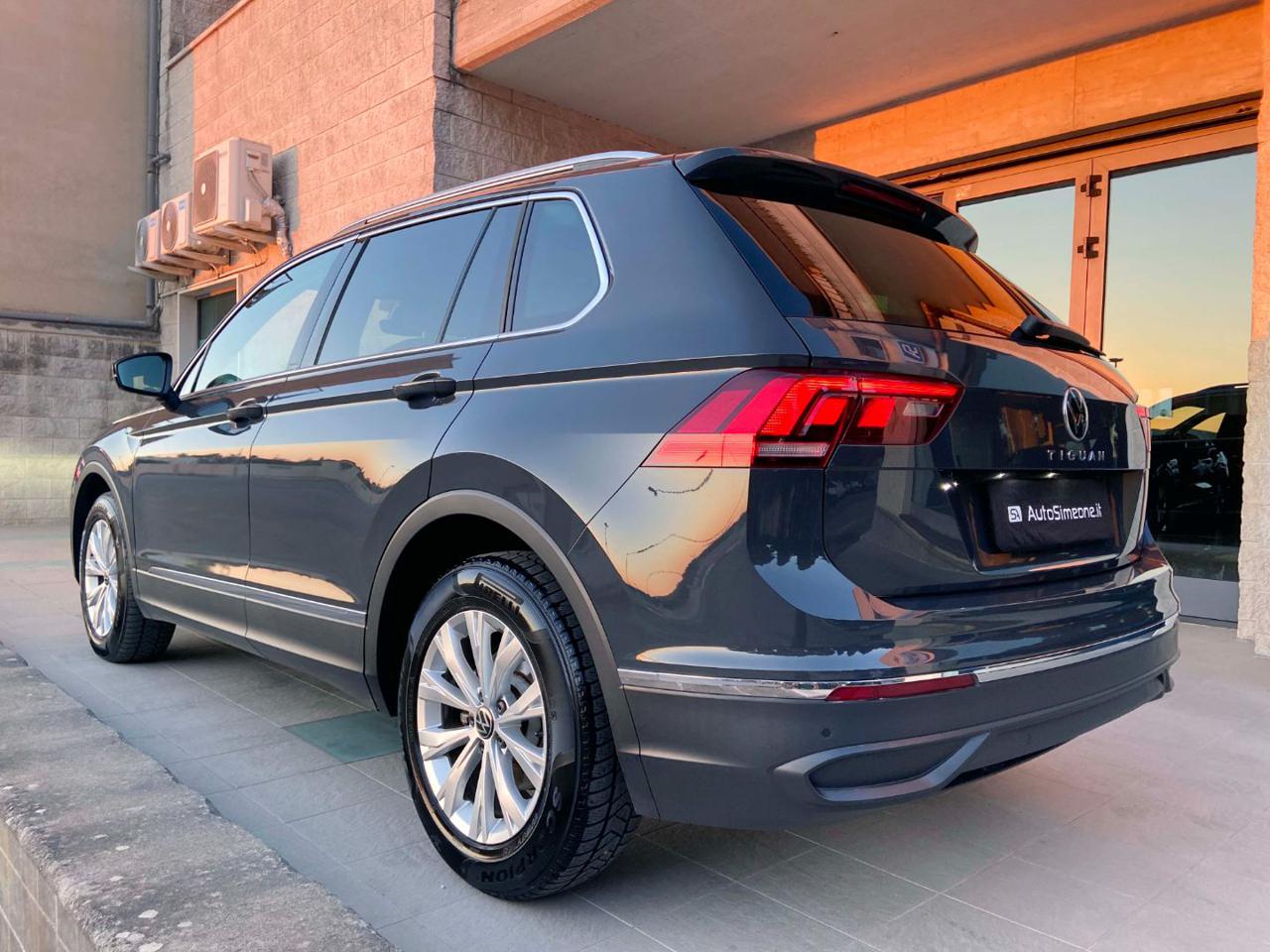 VOLKSWAGEN Tiguan 2.0 TDI 150 CV SCR DSG Life - 7