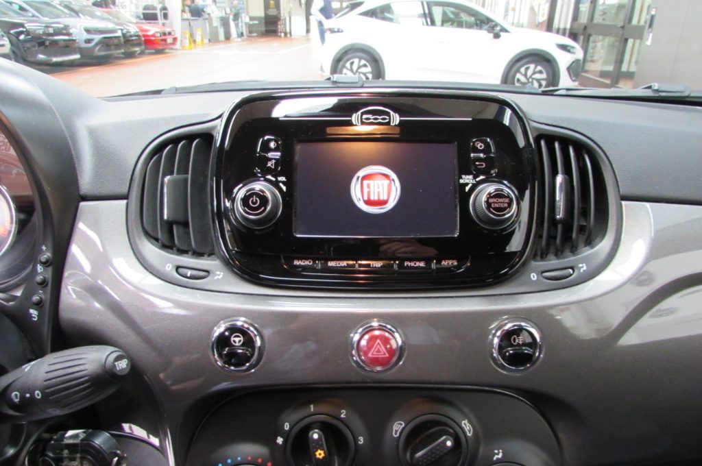 FIAT 500 1.0 Hybrid Cult - 9