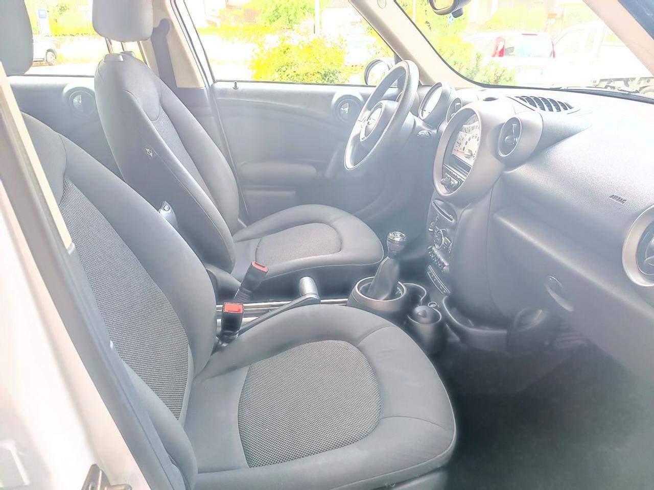 MINI Countryman Mini Cooper D Countryman ALL4 - 16