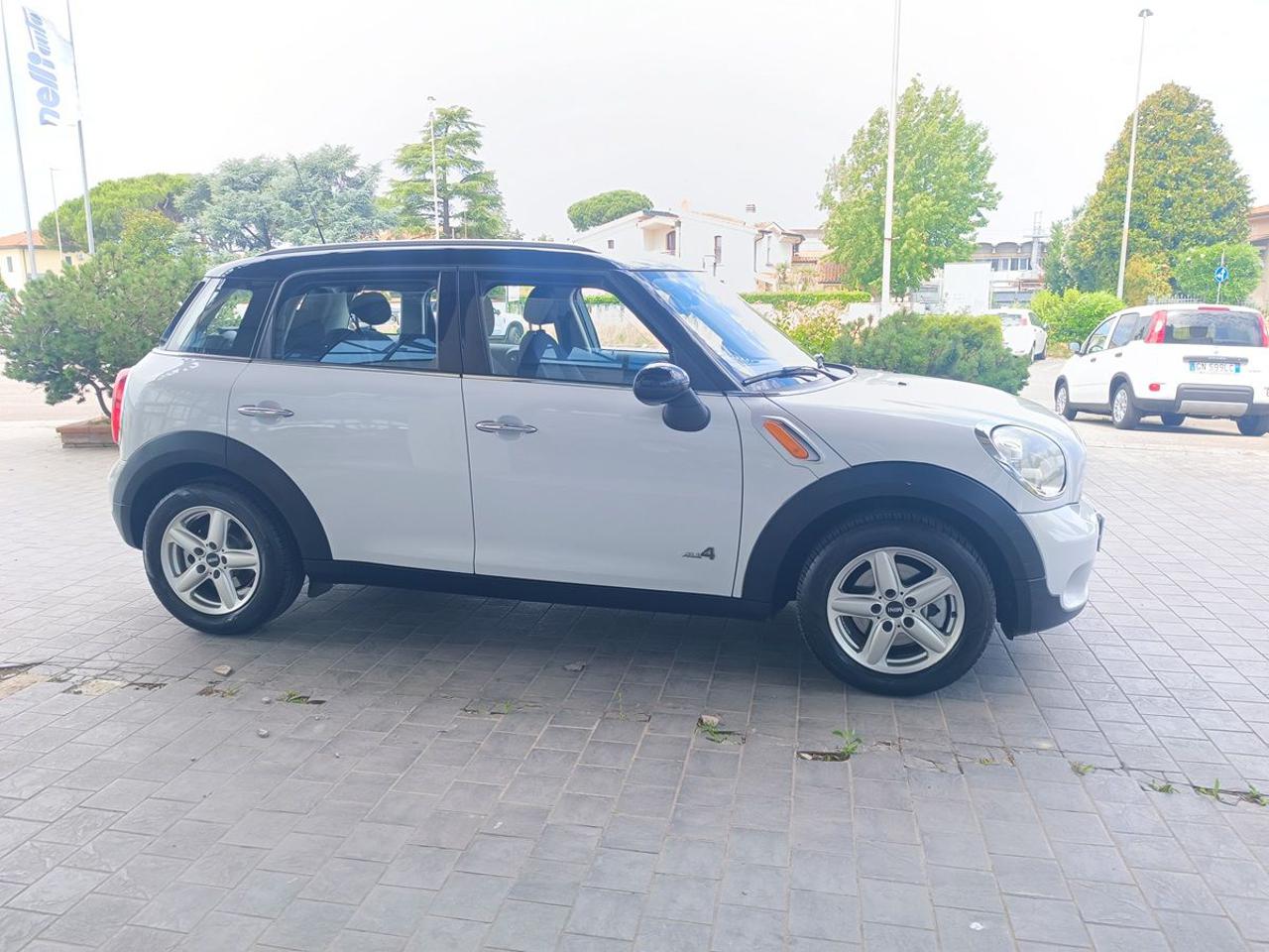 MINI Countryman Mini Cooper D Countryman ALL4 - 12