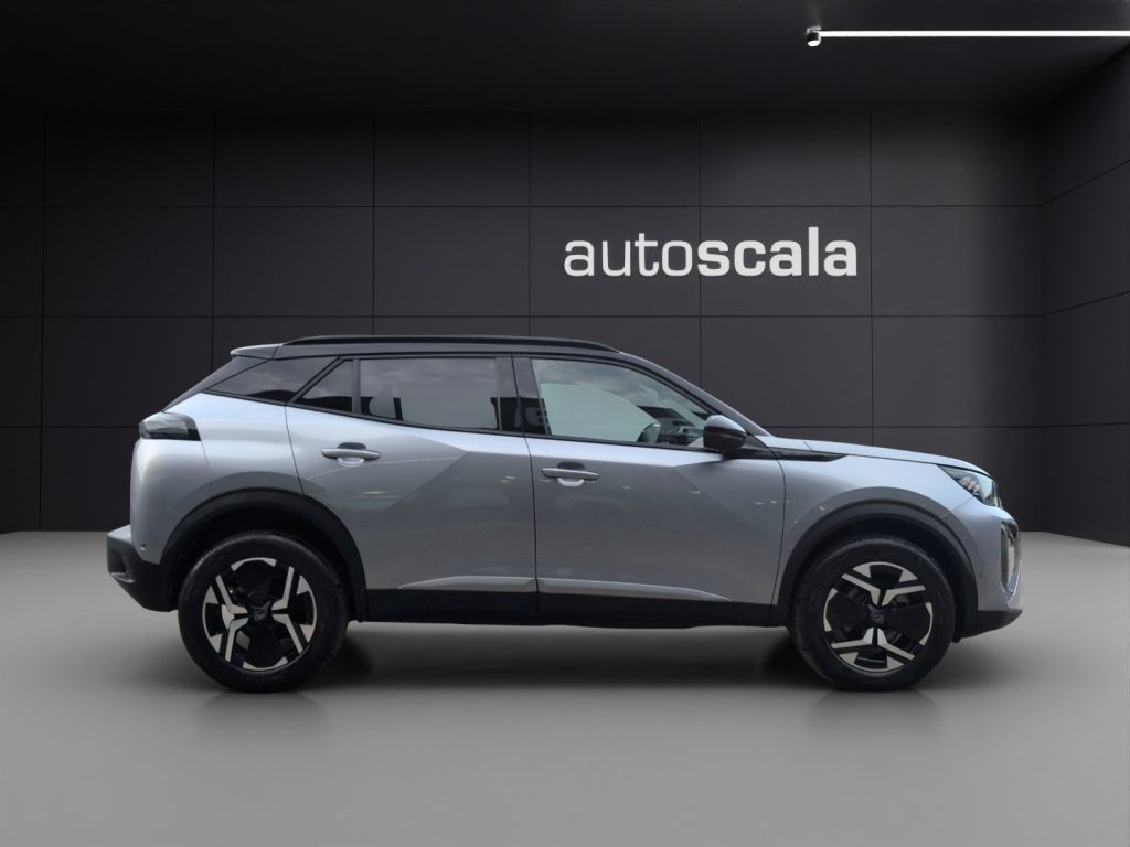 PEUGEOT 2008 Hybrid 136 e-DCS6 GT - 7