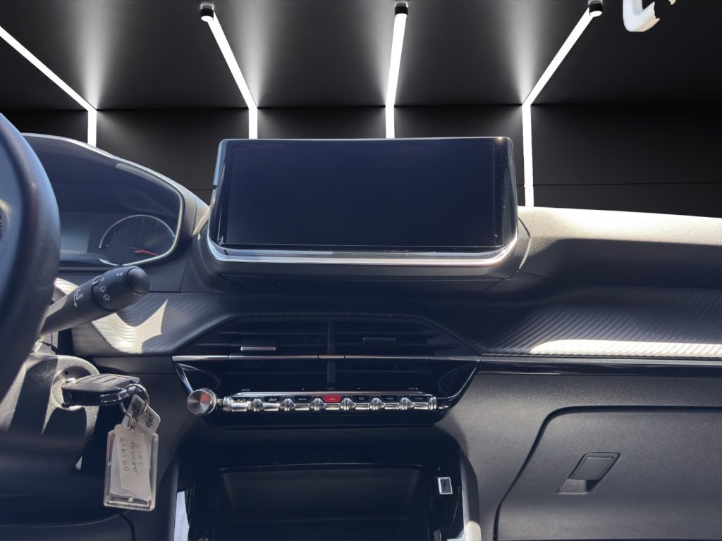 PEUGEOT 2008 PureTech 100 S&S Active - 16