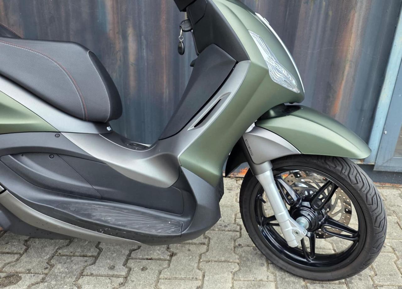 PIAGGIO Beverly 350 ABS ASR - 8