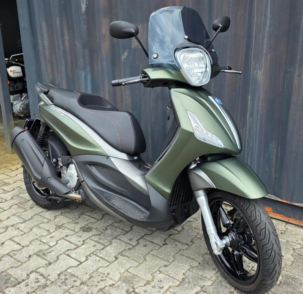 PIAGGIO Beverly 350 ABS ASR - 4