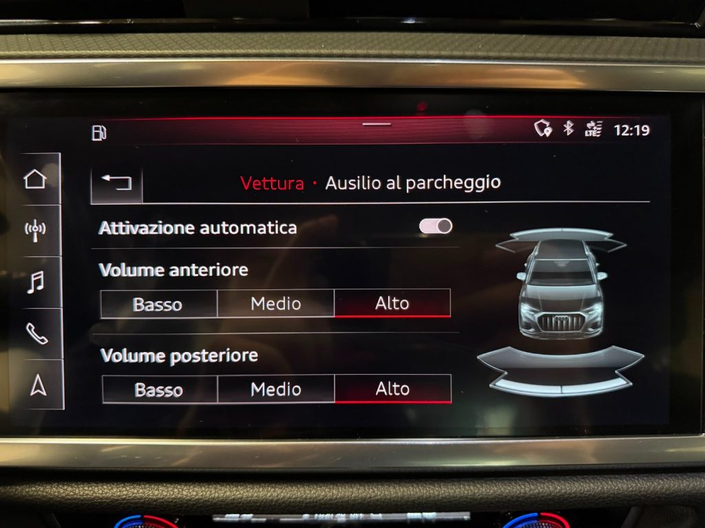 AUDI Q3 35 TDI S tronic Business Advanced MATRIX - 25