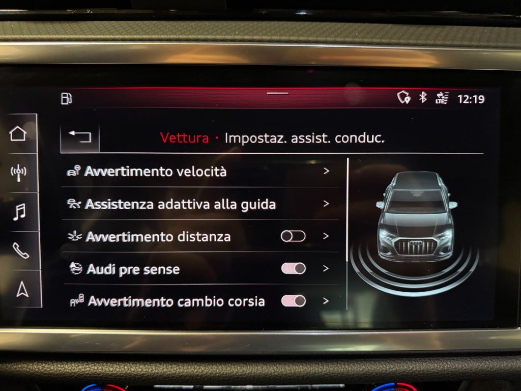 AUDI Q3 35 TDI S tronic Business Advanced MATRIX - 26