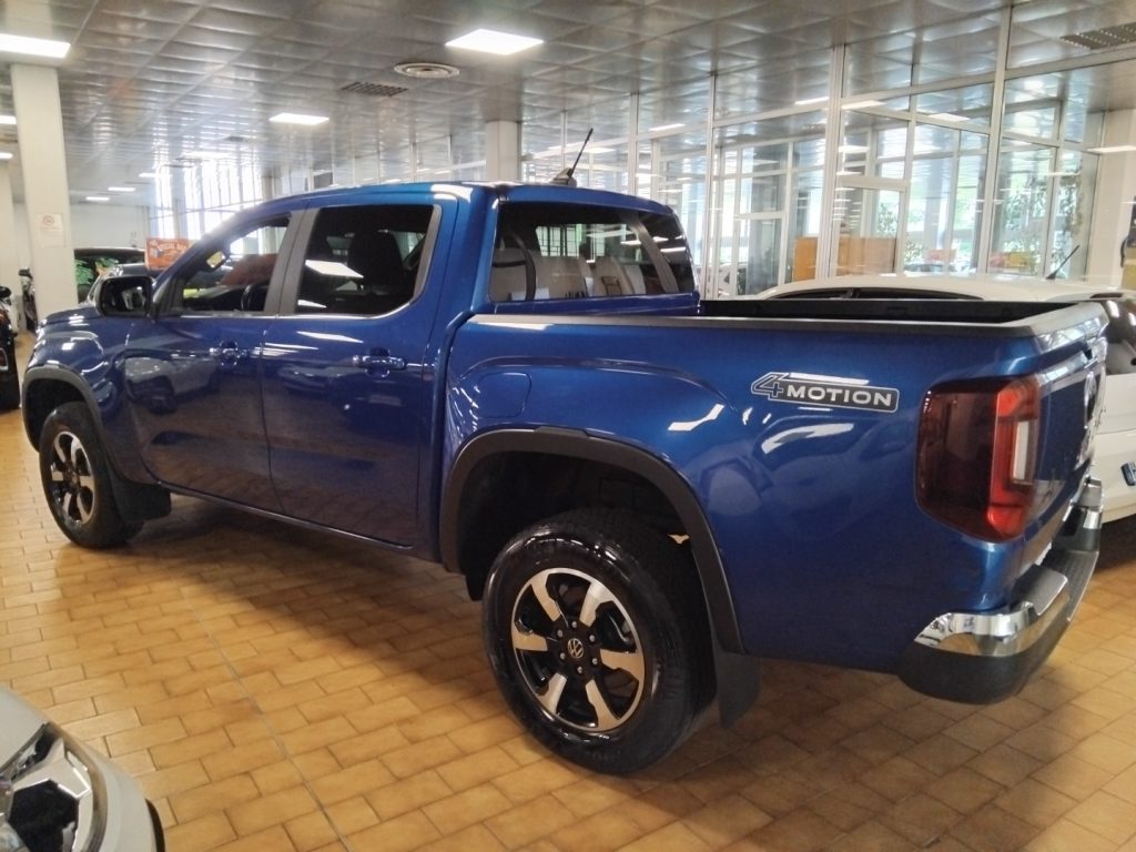 VOLKSWAGEN Amarok 2.0 TDI 205 CV 4MOTION aut. Style DOUBLE CAB - 4